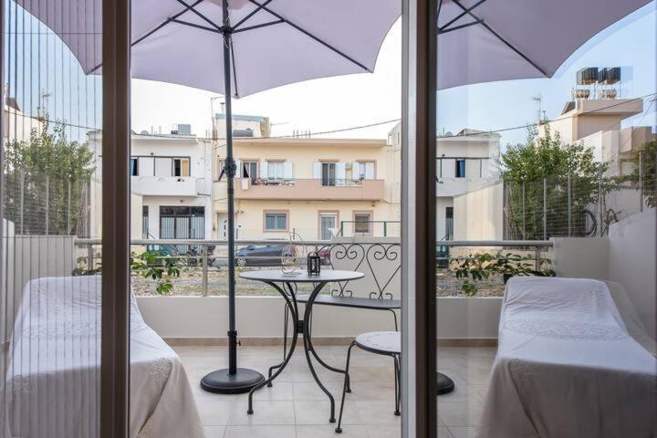 Eliora Studio & Aelia Apartment Heraklion  Exterior photo